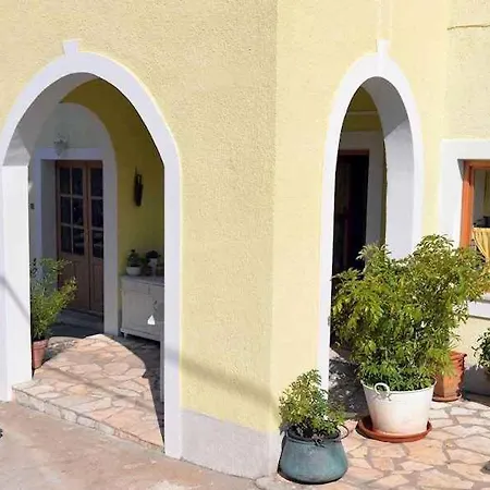 In 36494 Lägenhet Veli Lošinj