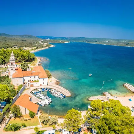 In 36494 Lägenhet Veli Lošinj