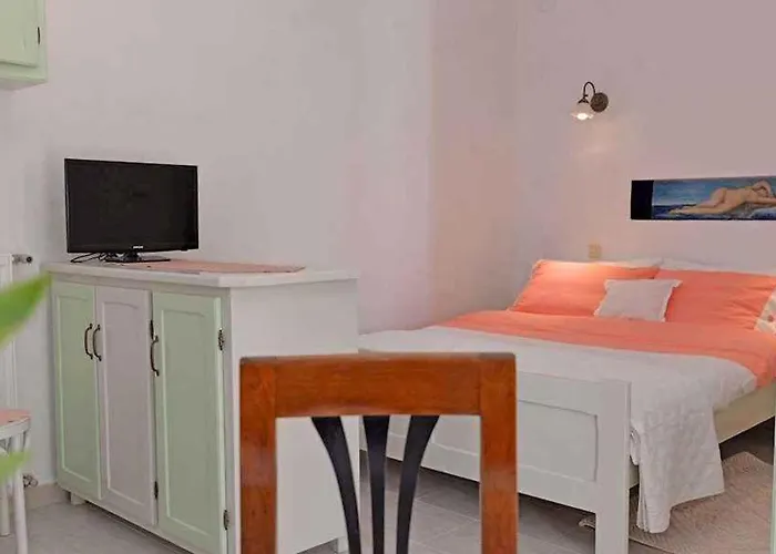 In 36494 * Veli Lošinj